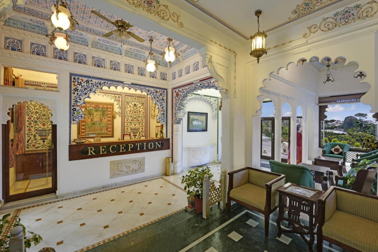 스와루프 빌라스 - 레이크 페이싱 부티크 호텔 우다이푸르 외부 사진
